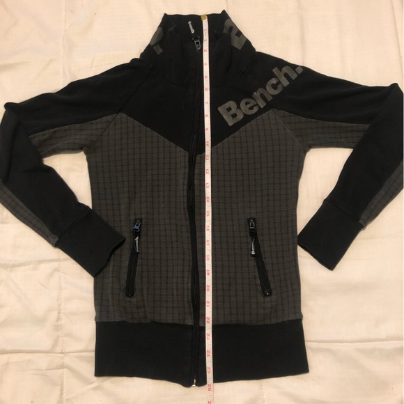 3/40$BENCH - Grey/Black Sport Sweater - Picture 4 of 7